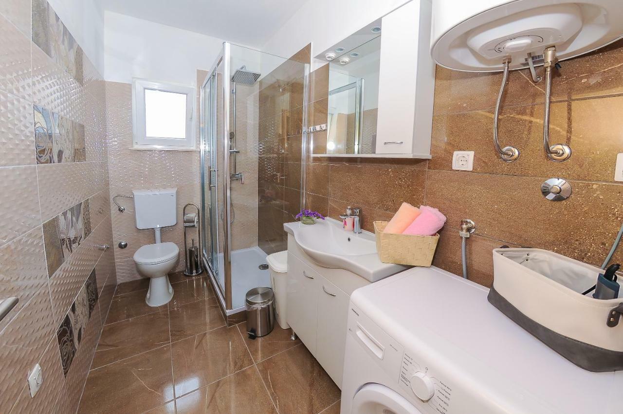Apartment Petar Каштела Экстерьер фото