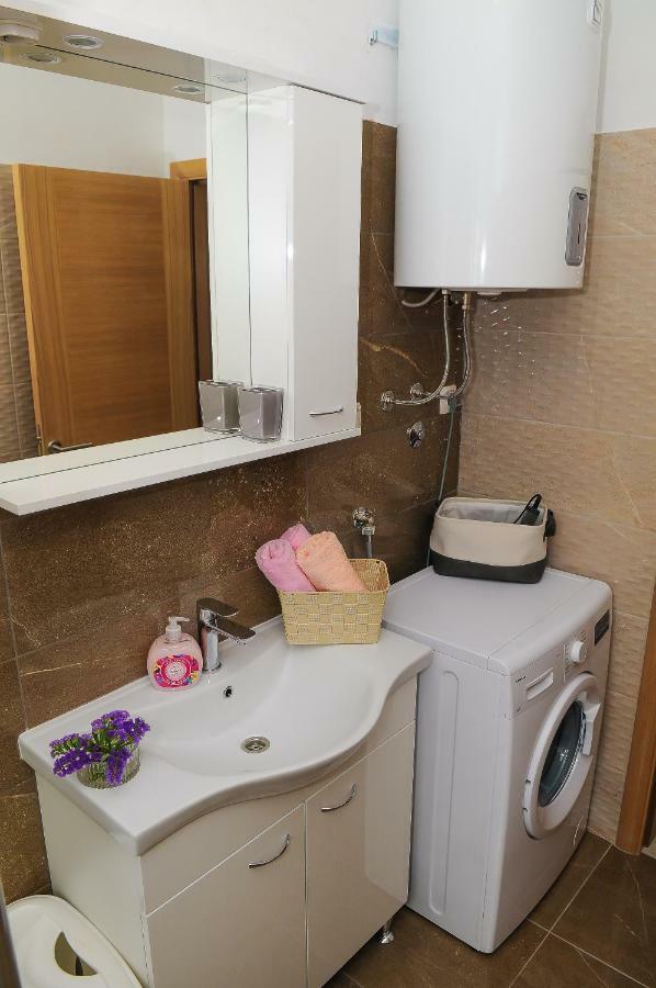 Apartment Petar Каштела Экстерьер фото